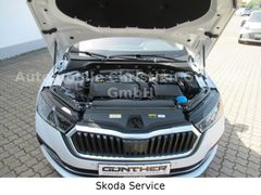 SKODA Octavia Combi Style 1.5 TSI 110 KW DSG MATRIX SKODA Octavia Combi Style 1.5 TSI 110 KW DSG MATRIX