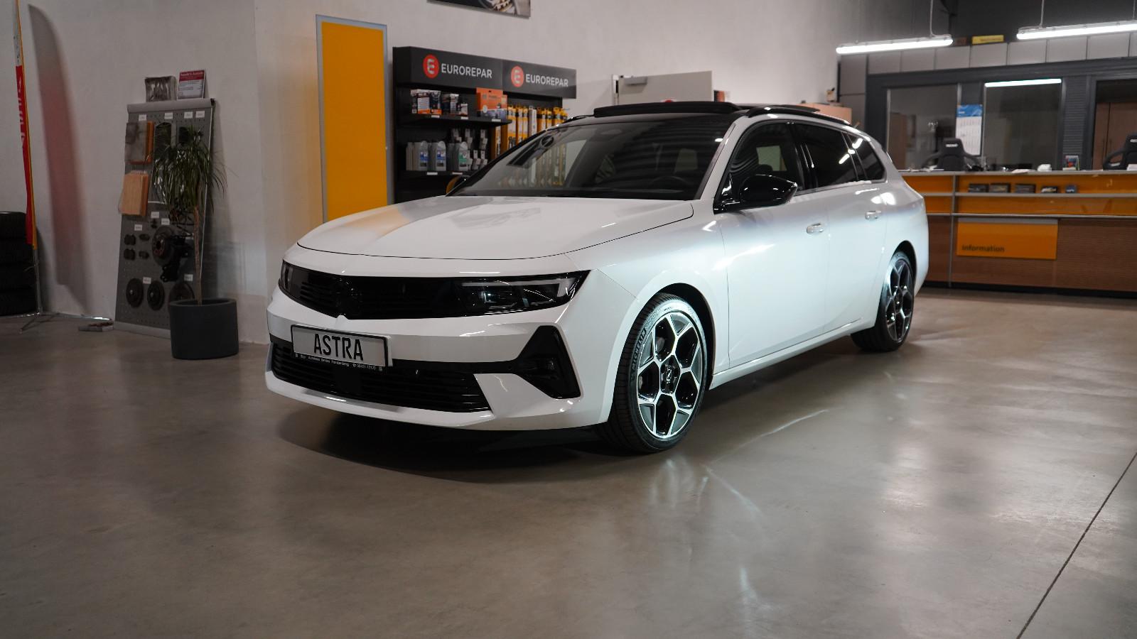 Opel Astra L ST Ultimate - Matrix LED/HuD/Pano/ACC