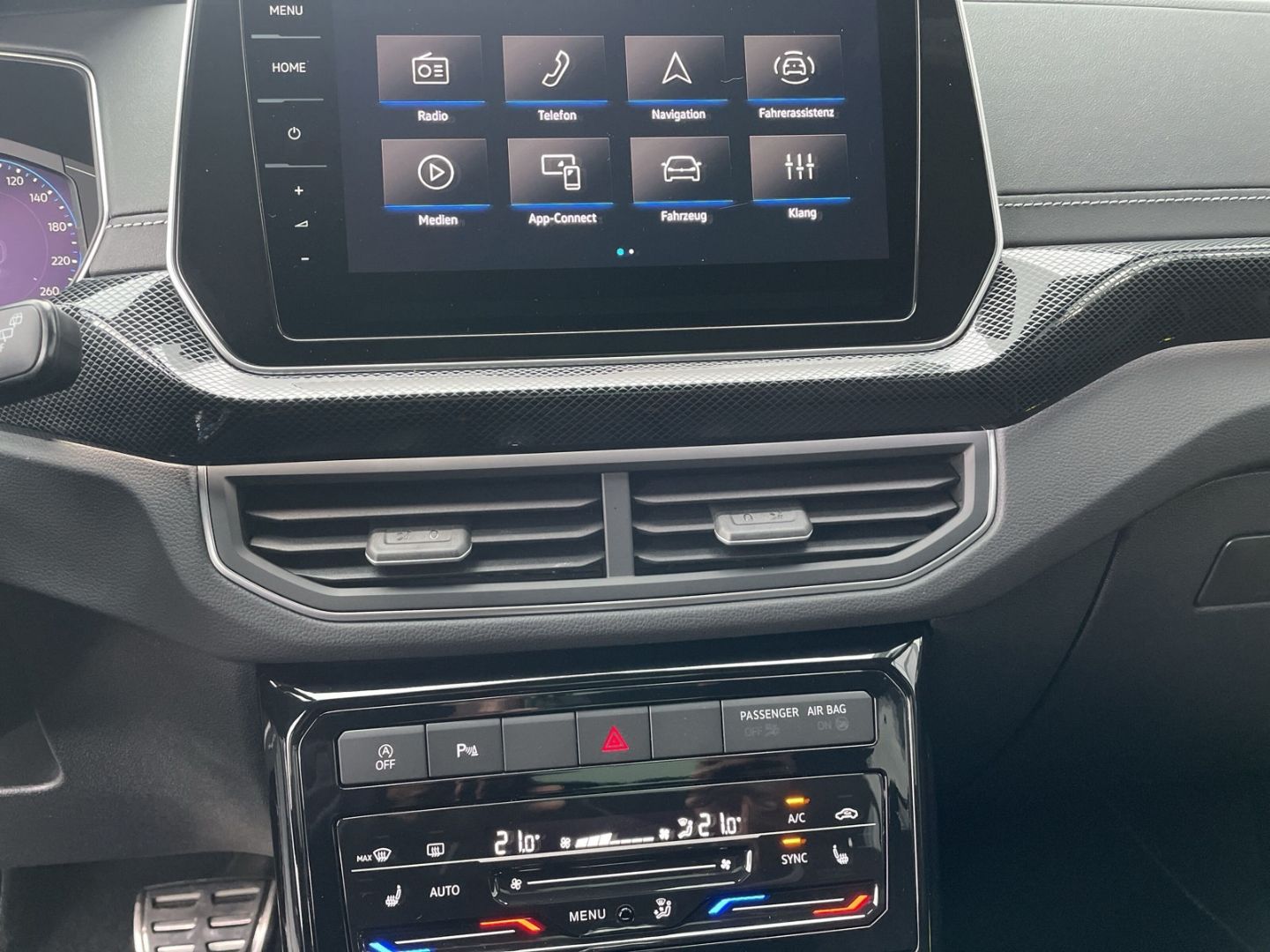 Volkswagen T-Cross - Bild 13