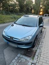 Peugeot 206 | Perfektes Erstauto - Peugeot 206 mit Anhängerkupplung