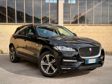 Jaguar F-Pace - 3