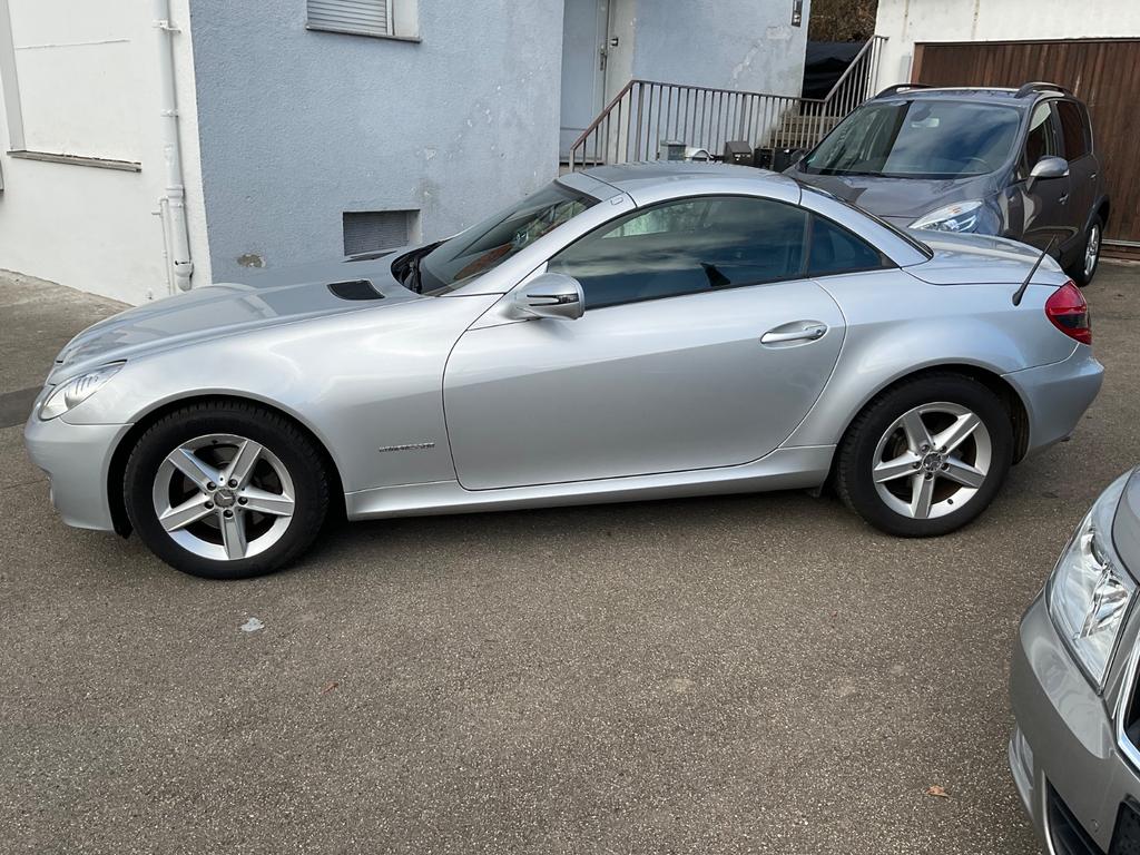 Mercedes-Benz SLK 200