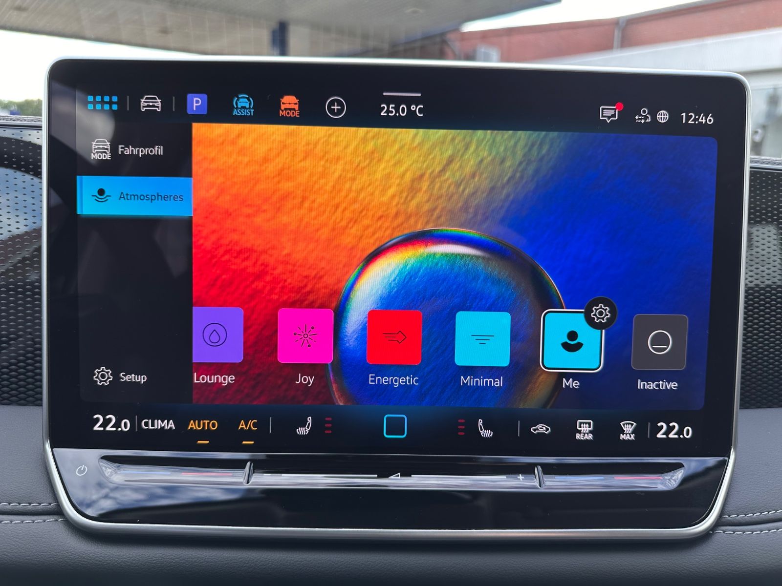 Fahrzeugabbildung Volkswagen Tiguan 1.5 eTSI Life DSG AHK/360°/APP/ACC/Keyles