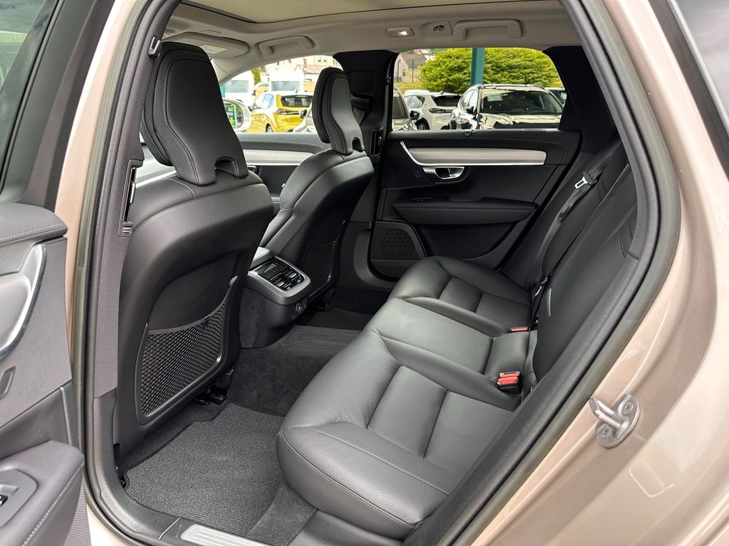 Volvo V90 Cross Country B4 AWD Ultimate *HUD*Pano*360°