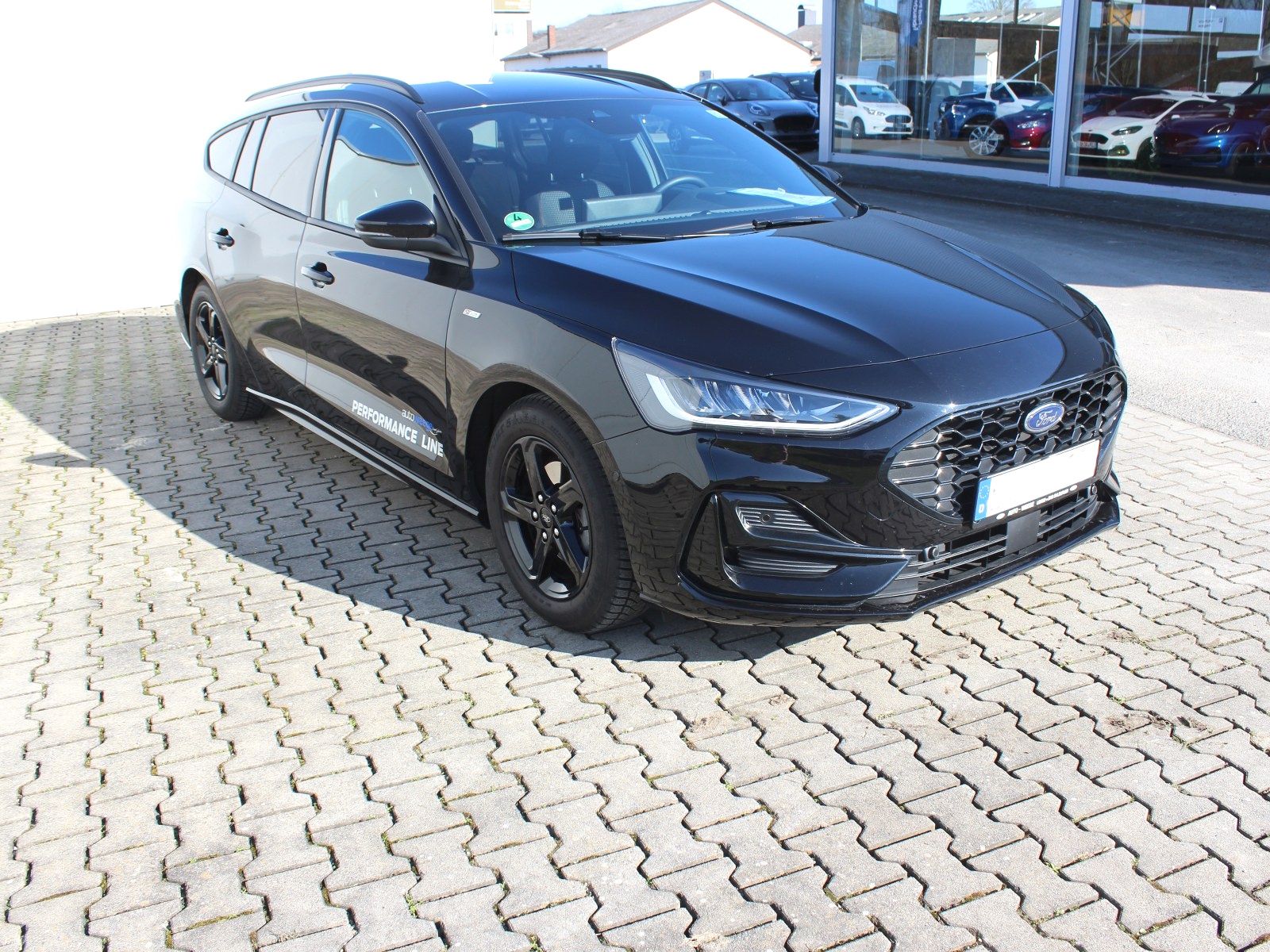 Fahrzeugabbildung Ford Focus ST-Line 1,0 EcoBoost