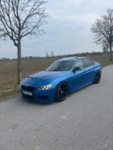 BMW F30 335i M Paket ab Werk Performance| ... - gebrauchte BMW 335 aus dem Jahr 2015