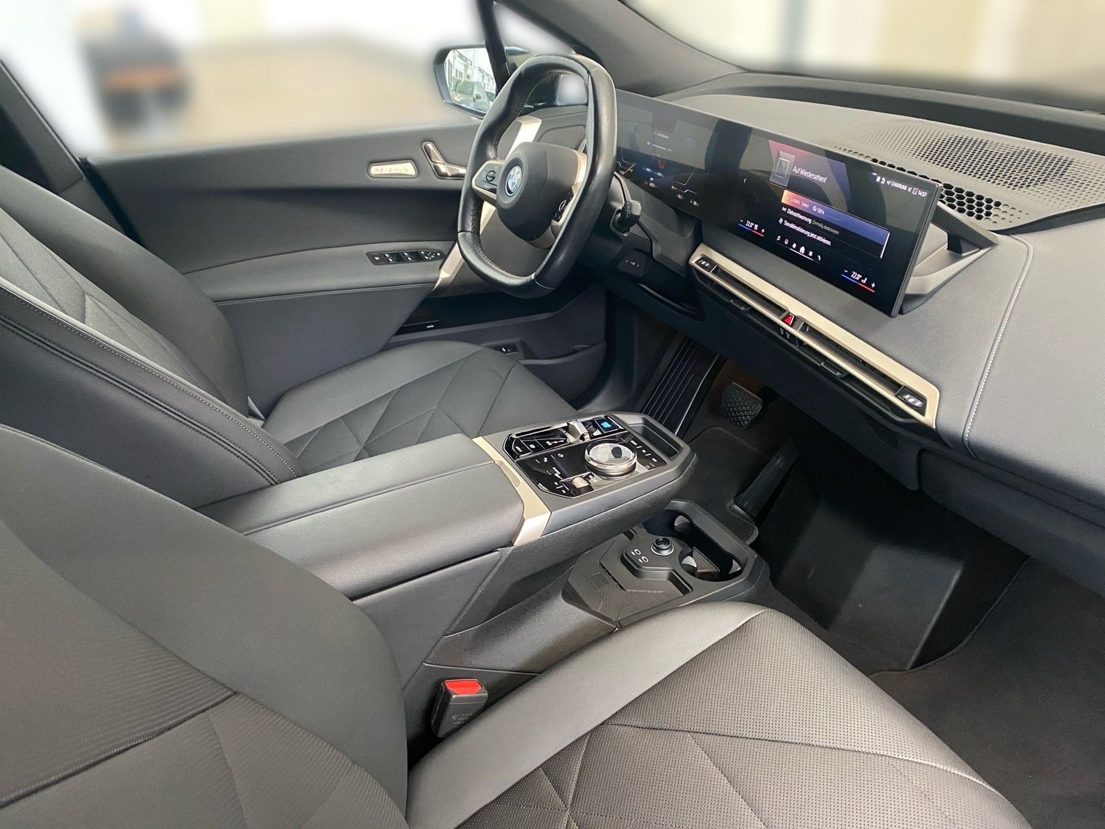 BMW iX xDrive40 Sportpaket Pano Sky H K 22´´ AHK foto 4