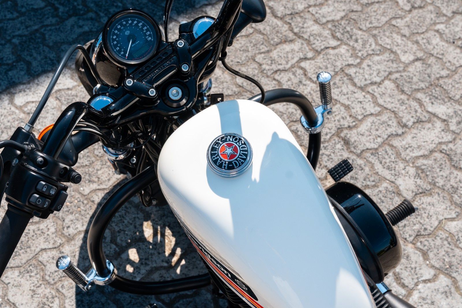 Fahrzeugabbildung Harley-Davidson XL1200XS FORTY-EIGHT SPECIAL - JEKILL&HYDE -