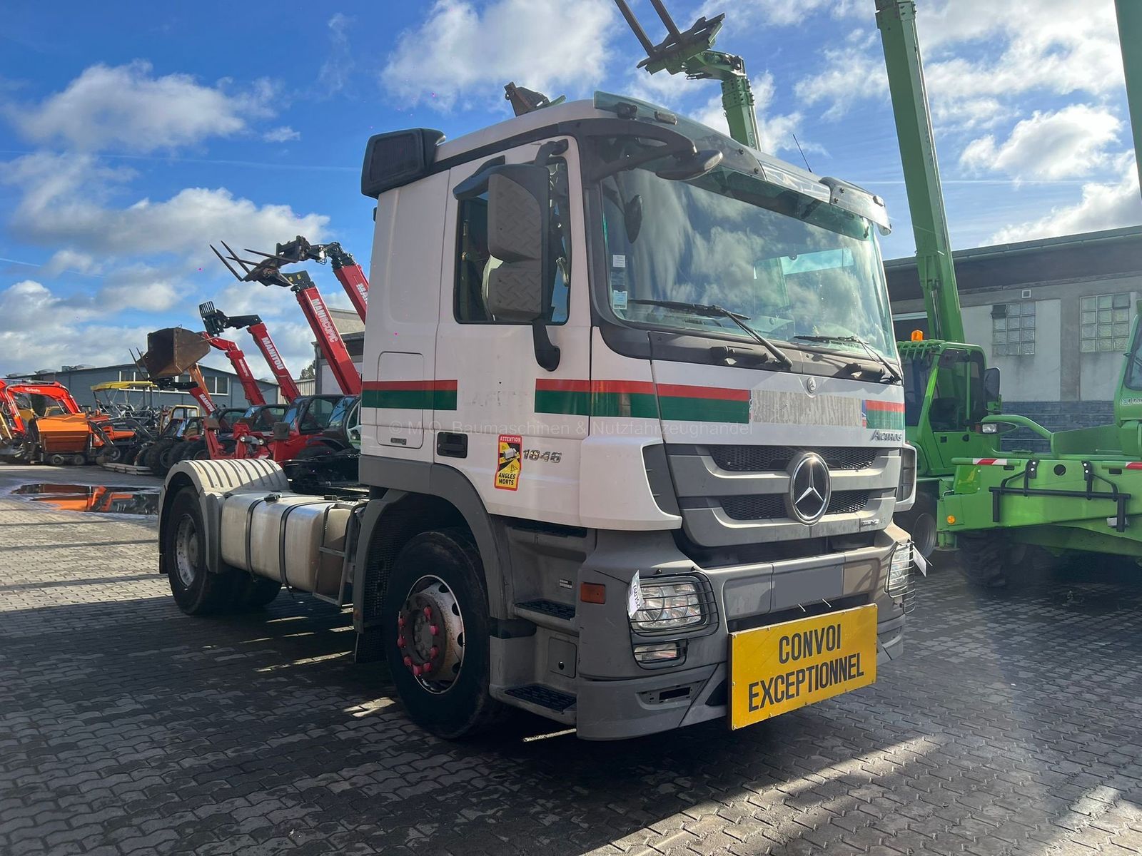 Fahrzeugabbildung Mercedes-Benz Mercedes Benz Actros 1844