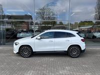 Mercedes-Benz GLA 200 AMG Line Premium AHK 20" Sounds Keyless