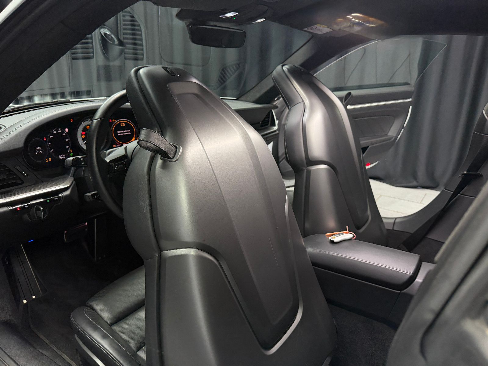 Fahrzeugabbildung Porsche 992 Turbo S|AERO-PAKET|BRABUS|BOSE|ACC|KW