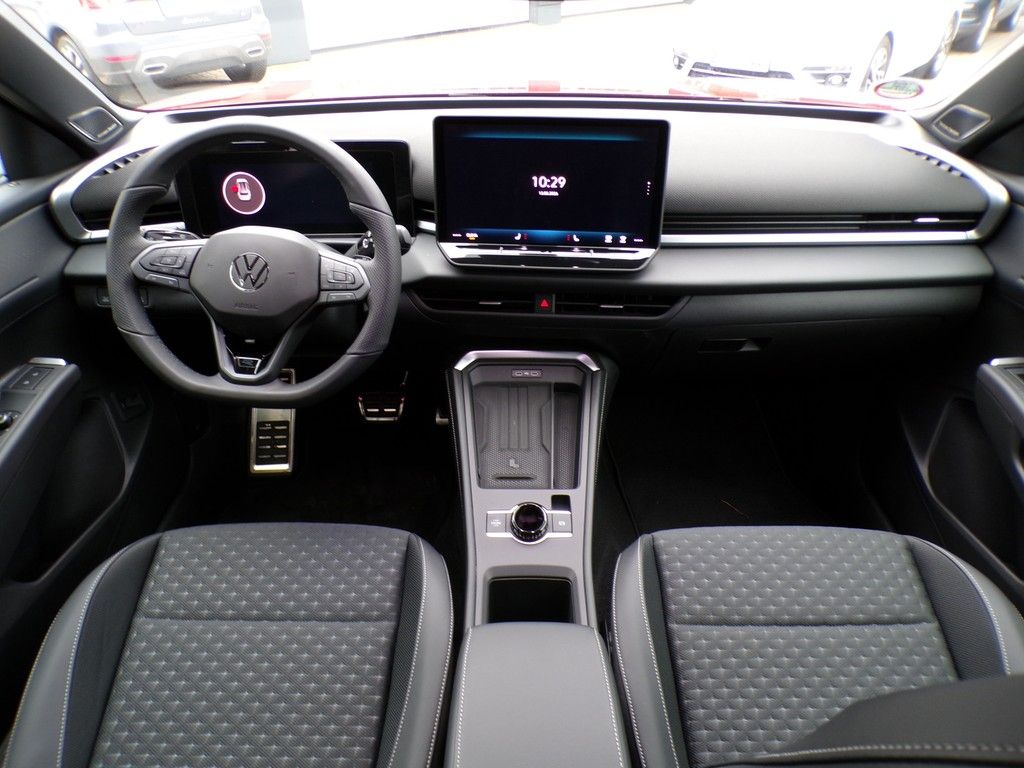 Fahrzeugabbildung Volkswagen T-Roc R-Line 1.5 l eTSI DSG Pano*Keyless*AHK*IQ