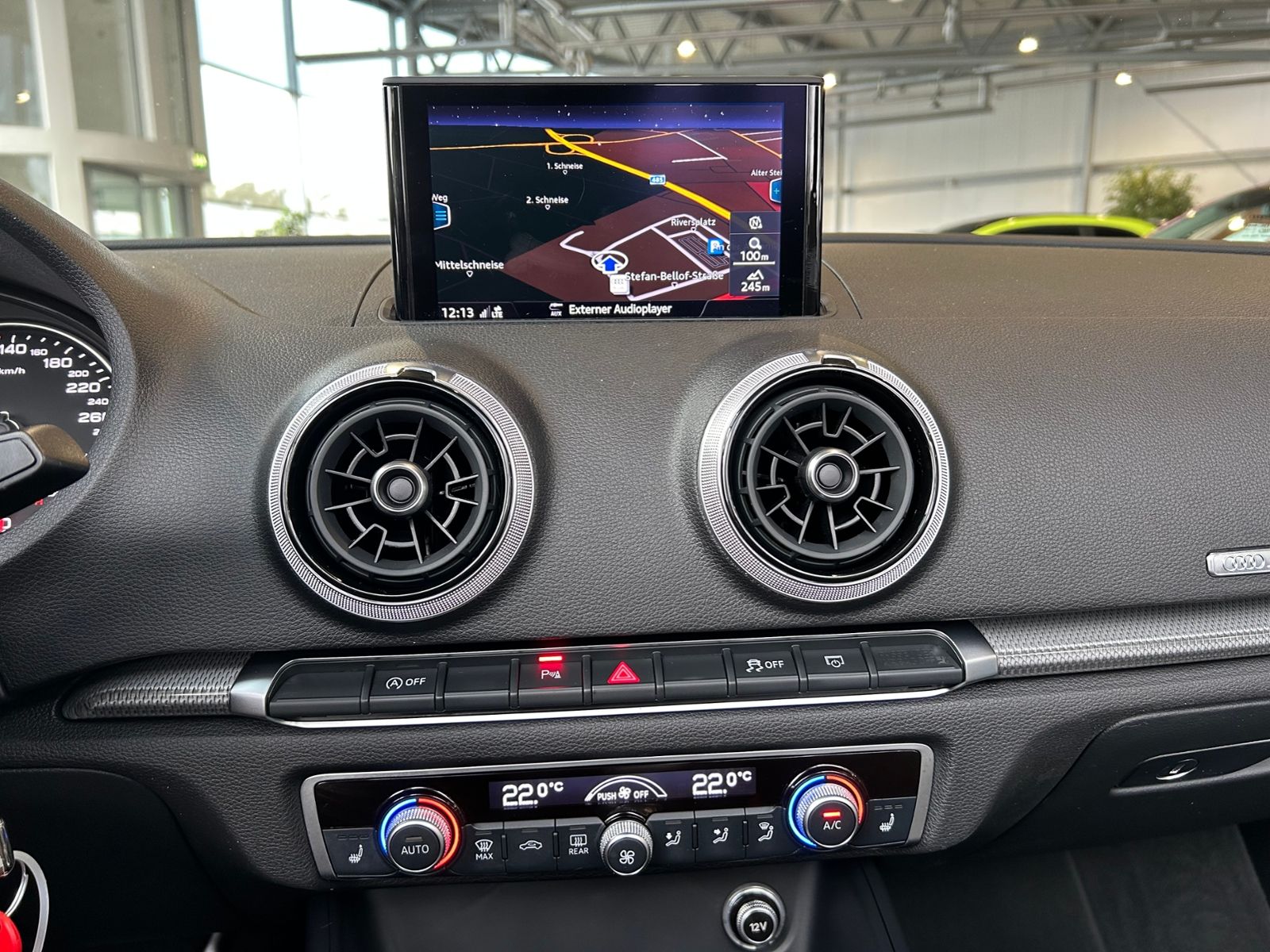 Fahrzeugabbildung Audi A3 Cabriolet 35 TFSI design XEN NAV SHZ 17"