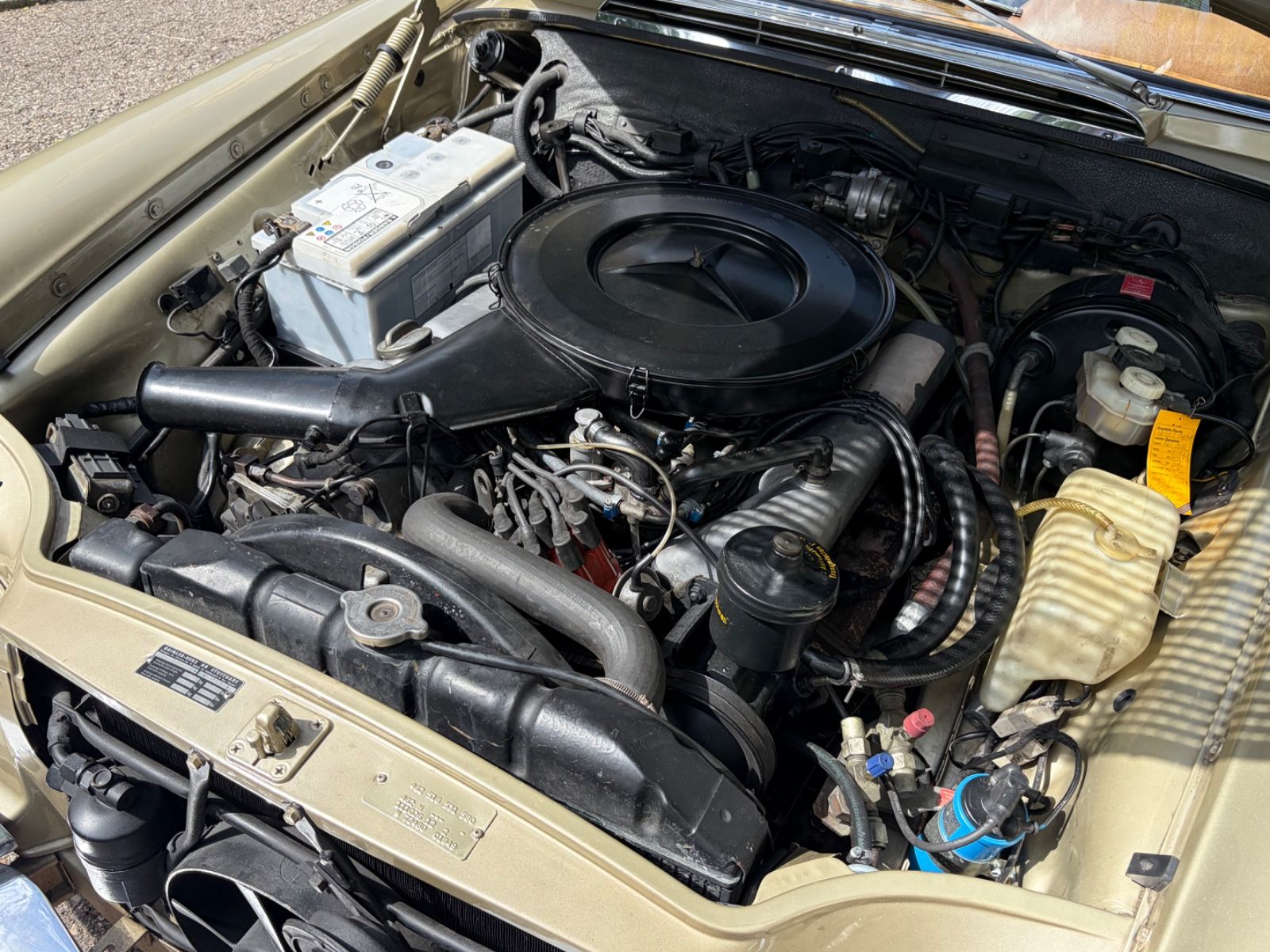 MERCEDES-BENZ 280 26