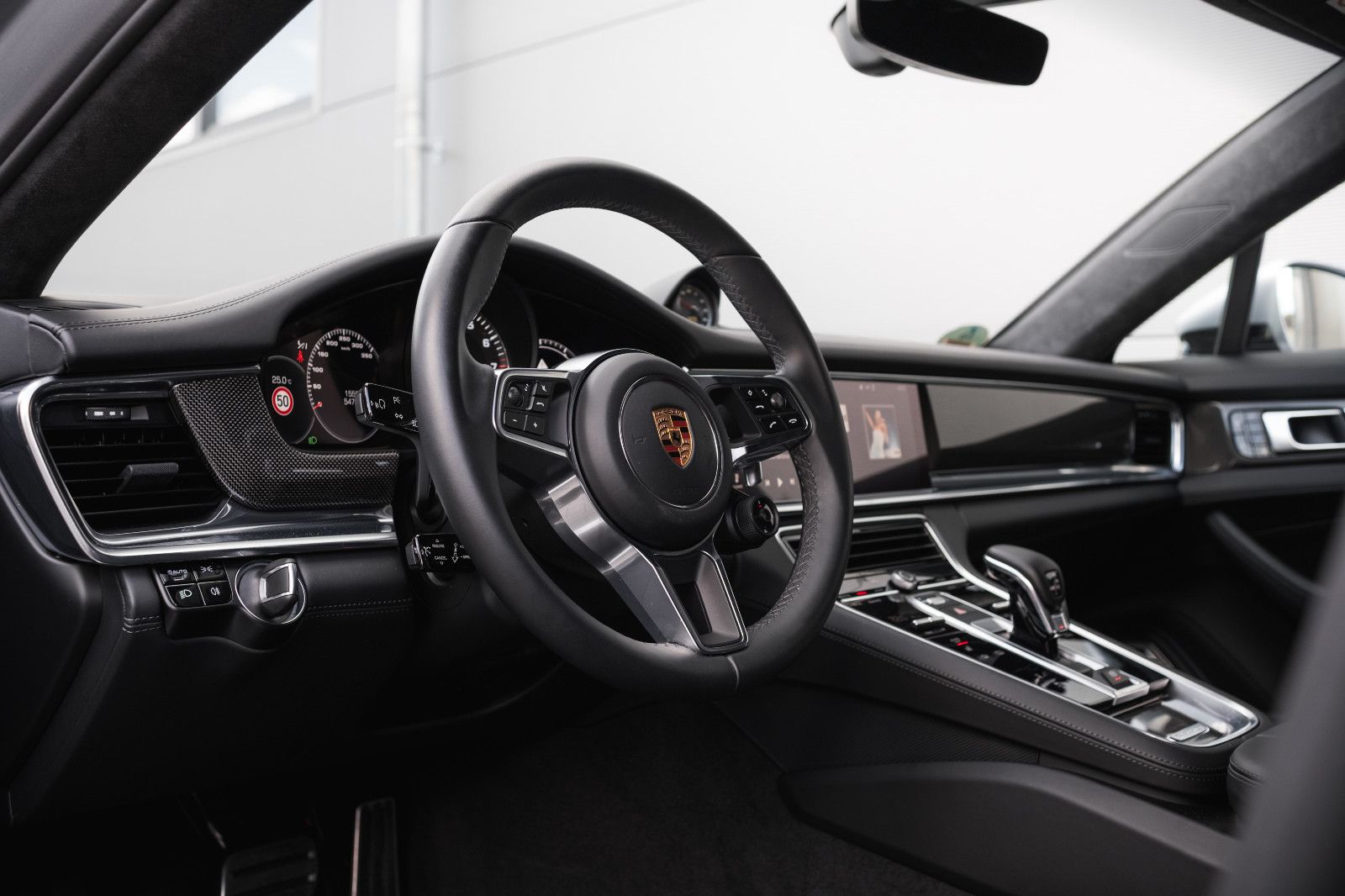 Fahrzeugabbildung Porsche Panamera Turbo HA-Lenk.-18W-Sitze-Burm.-LED-360´