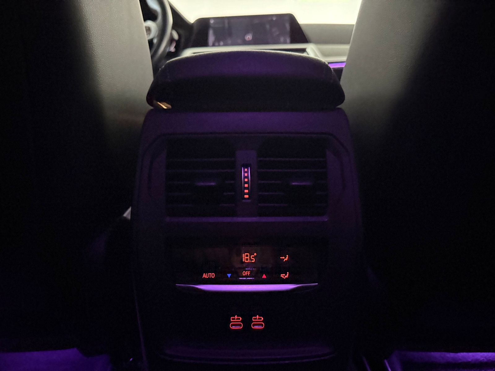 Fahrzeugabbildung BMW M340 d xDrive/LASER/HuD/STHZ/VRTL+/DAB+/AMBI/H&K