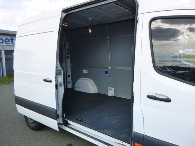 Fahrzeugabbildung Mercedes-Benz Sprinter III Kasten FWD 211/214 CDI FWD L2 >KAM<
