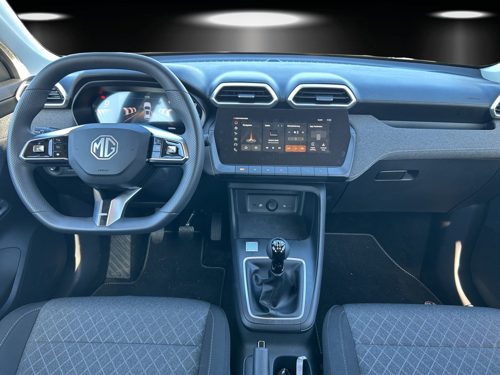 Fahrzeugabbildung MG MG ZS Standard