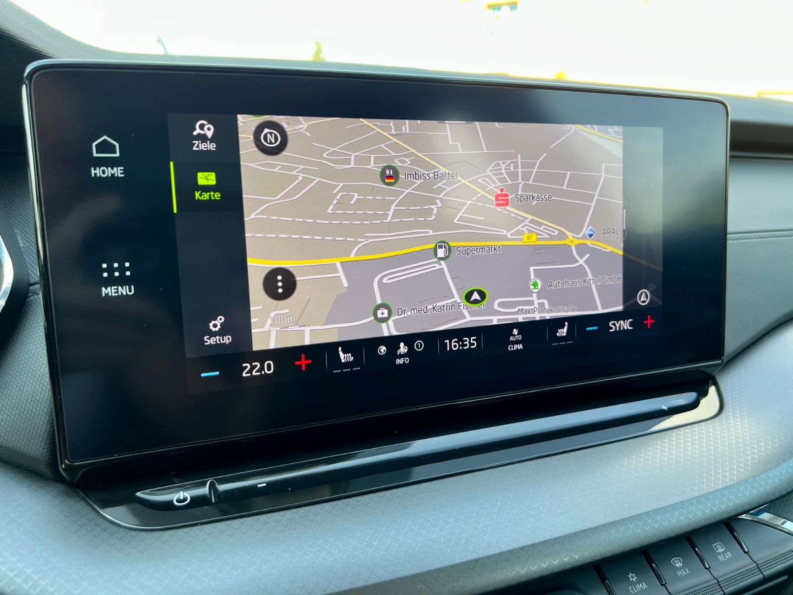 SKODA Octavia Combi Ambition AHK AAC SHZ NAVI CARPLAY