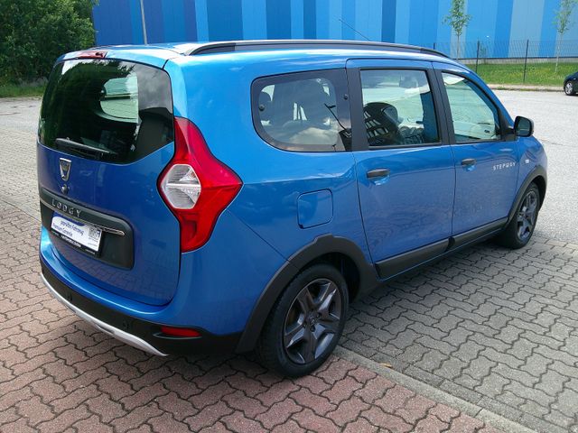 Dacia Lodgy Stepway Celebration