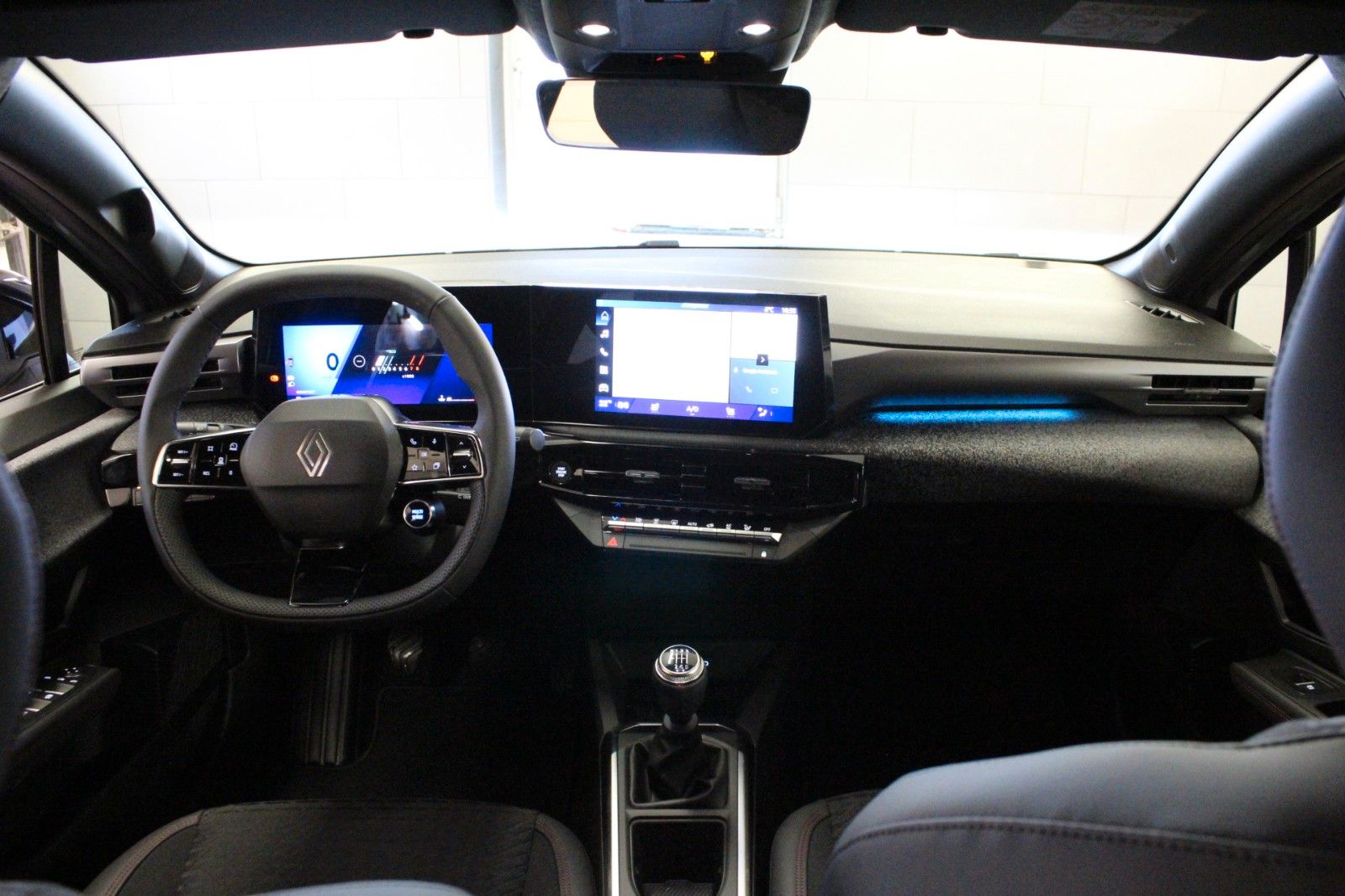 Fahrzeugabbildung Renault Clio TCe 115 Techno *Winter*Safety-Paket*