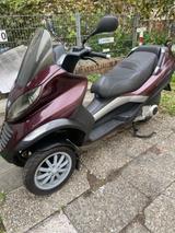 Piaggio MP 3 - PIAGGIO 2009 MP3