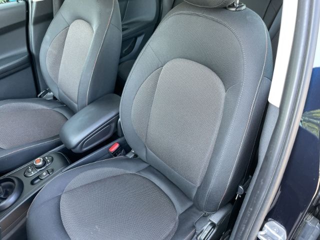 Fahrzeugabbildung MINI Cooper Countryman Autom.Einparkhilfe, Sitzheizun