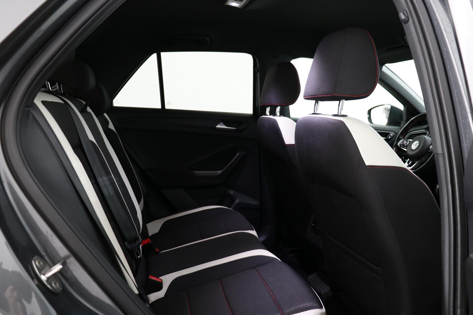 Volkswagen T-Roc 1.5 TSI DSG Sport *LED*NAVI*KAMERA*