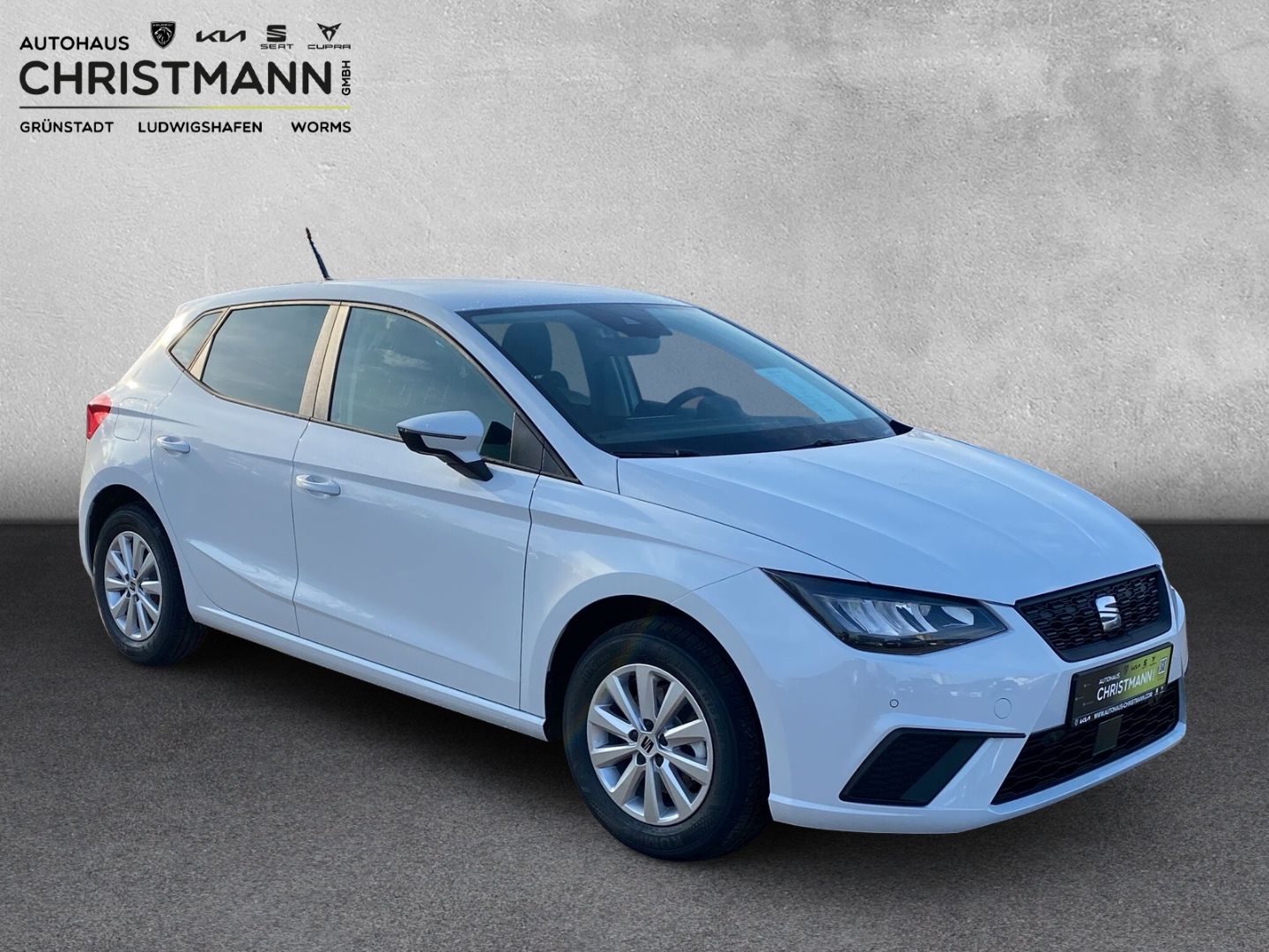 Fahrzeugabbildung SEAT Ibiza Style Road Ed. *SHZ*NAVI*PDC*CAM*Full-Link