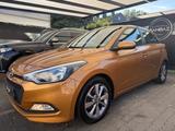 Hyundai i20 YES!*KLIMA*SHZ*ALUFELGEN*ERST 8200TKM - Hyundai i20 mit Diesel-Antrieb