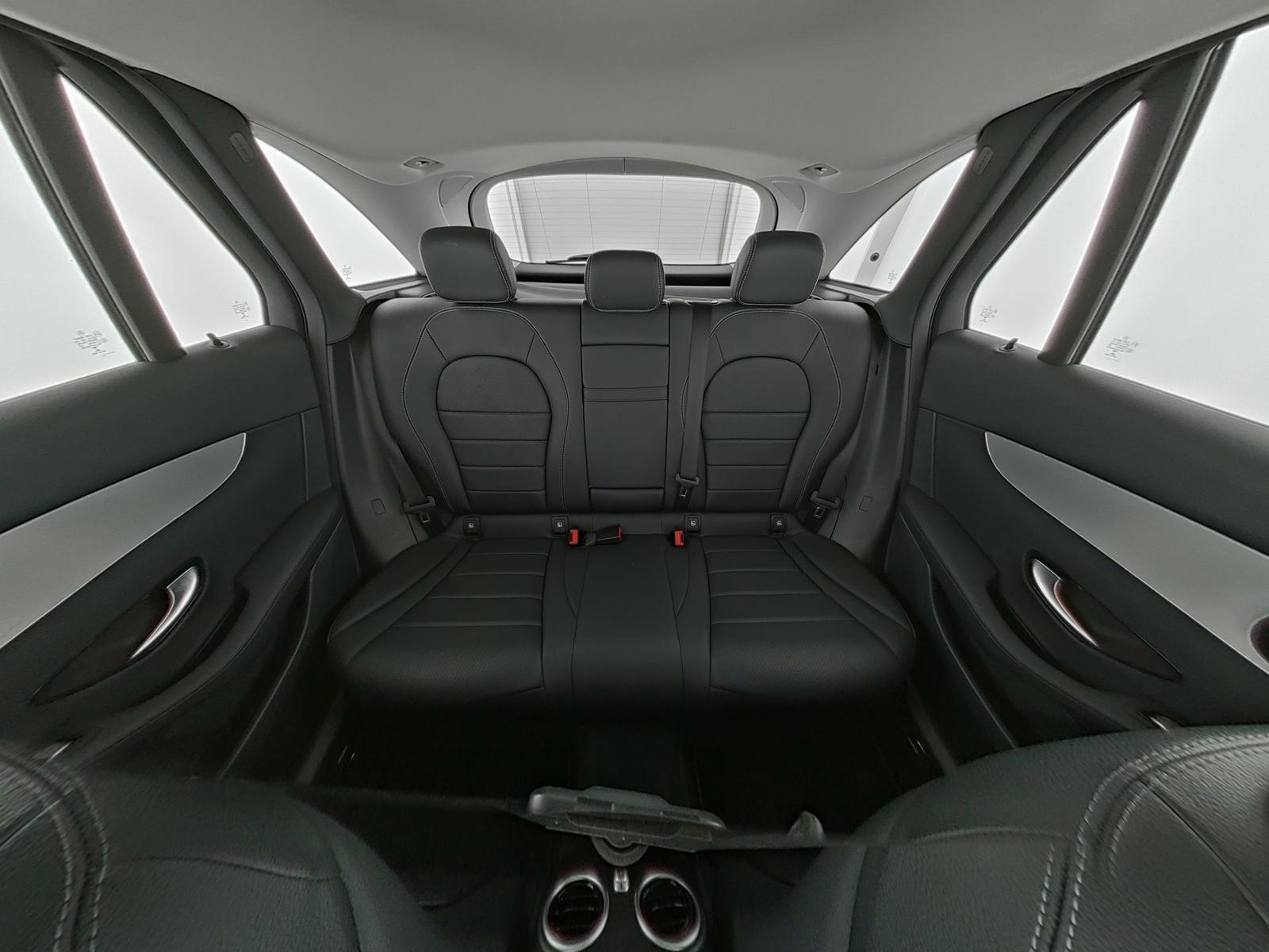 Mercedes-Benz GLC 4Matic Panorama Kamera Navi AHK LED Klim, миниатюра 17