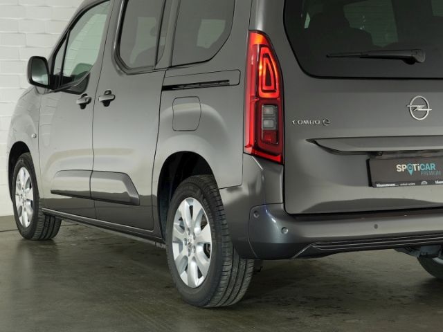 Combo-e Life E ULTIMATE XL 50kWH 7-SITZER+RÜCKFA