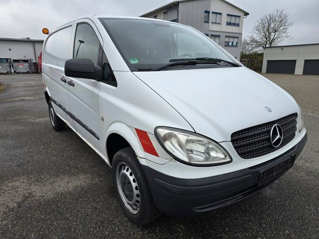 Mercedes-Benz Vito 111 *Allrad* Regale*Automatik