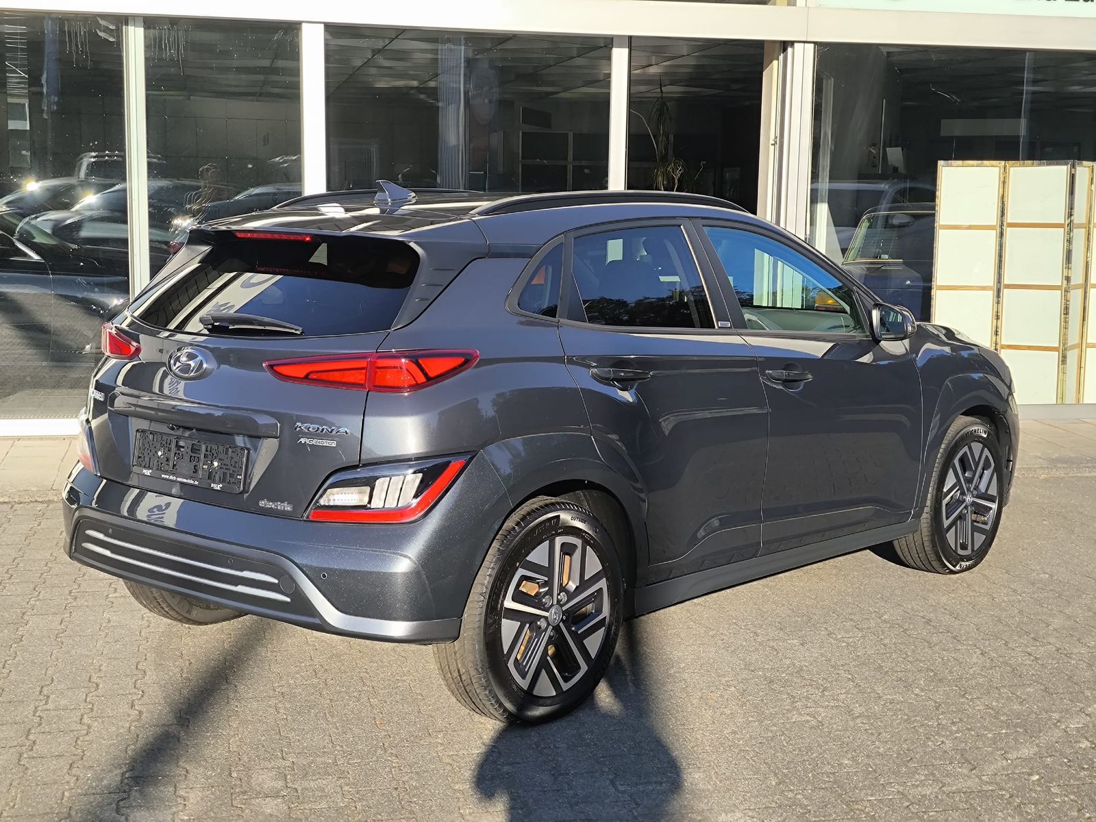 Fahrzeugabbildung Hyundai Kona Trend NAVI+LED+SHZ+HEADUP+KAMERA+ACC+WP+
