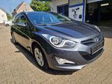 Hyundai i40 cw Style,1.Besitz,Vollausstatt.,AHK,Panorama - Hyundai i40 mit Diesel-Antrieb