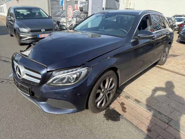 Mercedes-Benz T-Modell  AvantgardC 220 T BlueTec / d Automatik