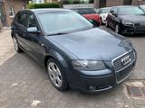 Audi A3 Sportback 2.0 TDi Ambition - Audi A3 aus 2005 mit Diesel-Antrieb: 2.0