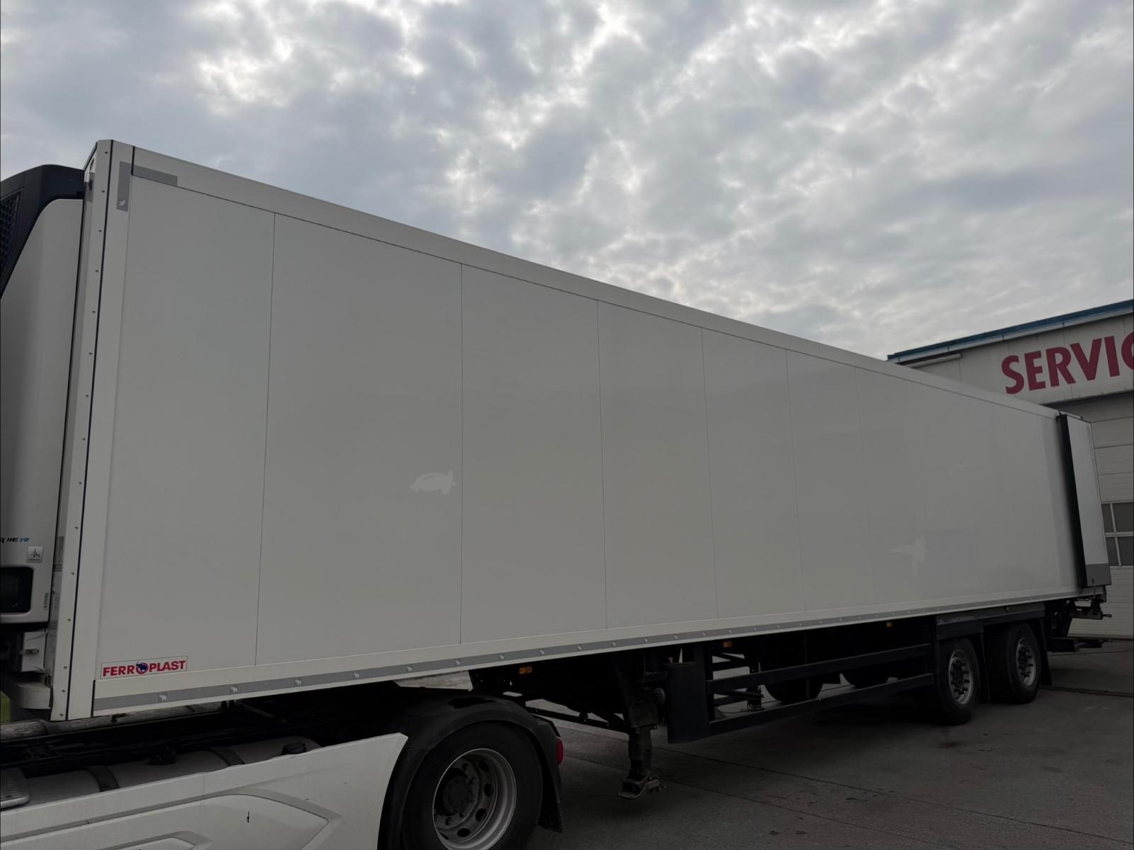 Schmitz Cargobull SKO 20 City/ HE19/Trennwand/3 To LBW