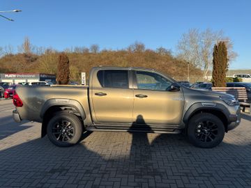 Toyota Hilux - 4