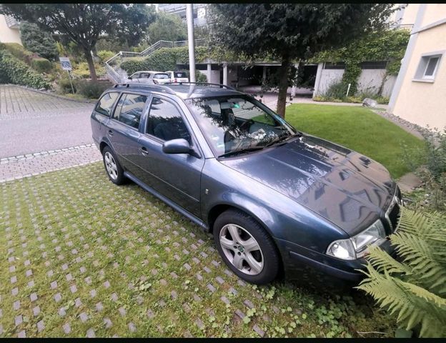 Skoda Octavia 2.0 Benziner