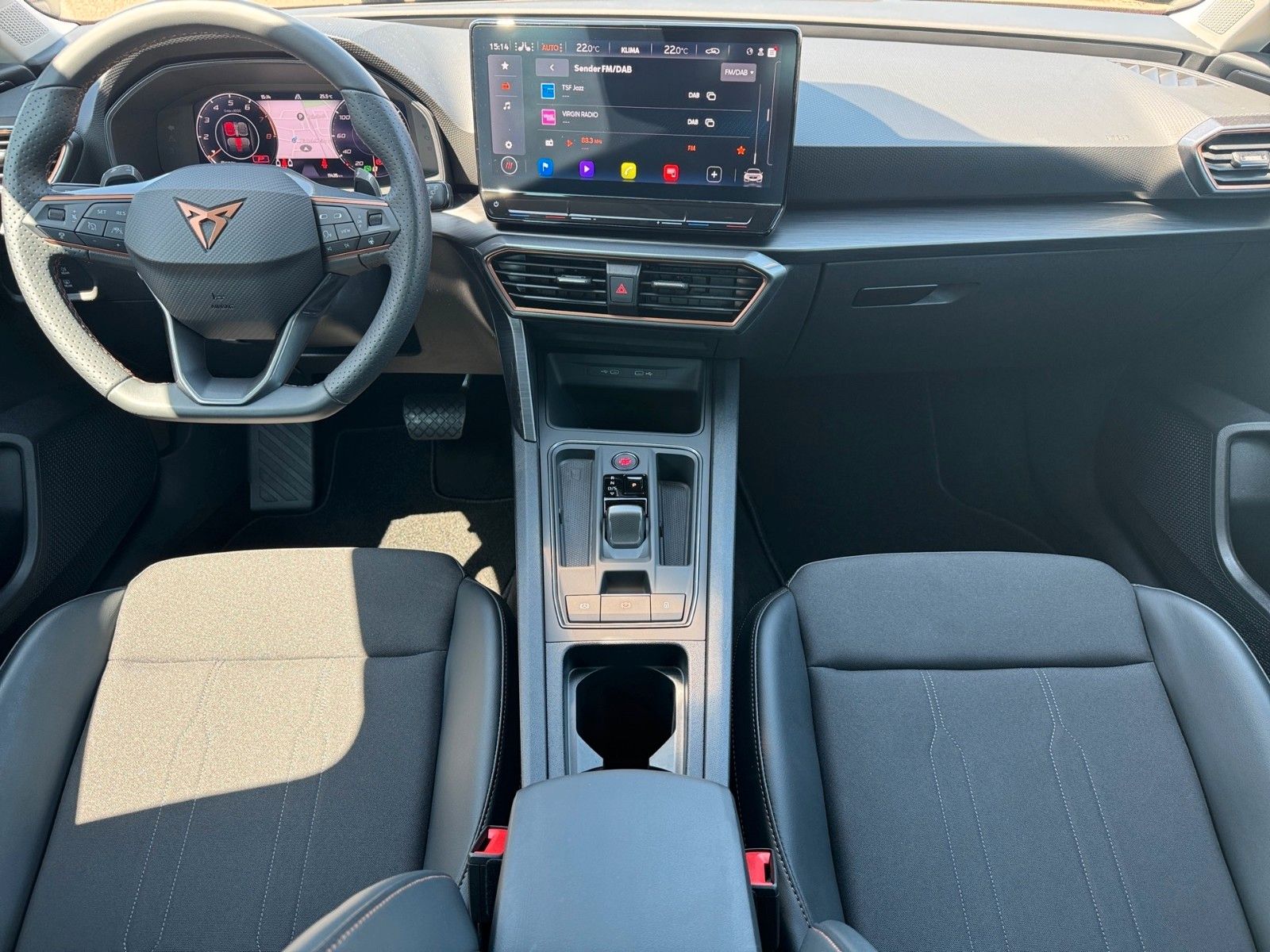 Fahrzeugabbildung CUPRA Leon 1.5 eTSI