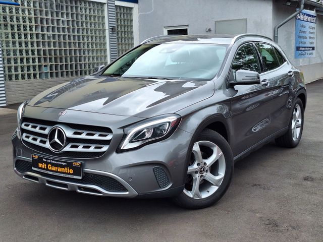 MERCEDES-BENZ GLA 180 *Navi *Tempomat *Leder*Kamera*SHZ