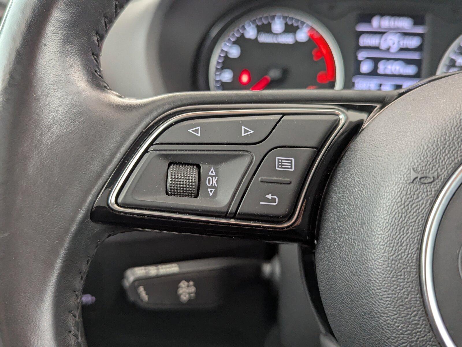 Audi Q2 1.4 TFSI sport LED+PDC+RADIO+Klima/MF-Lenkrad