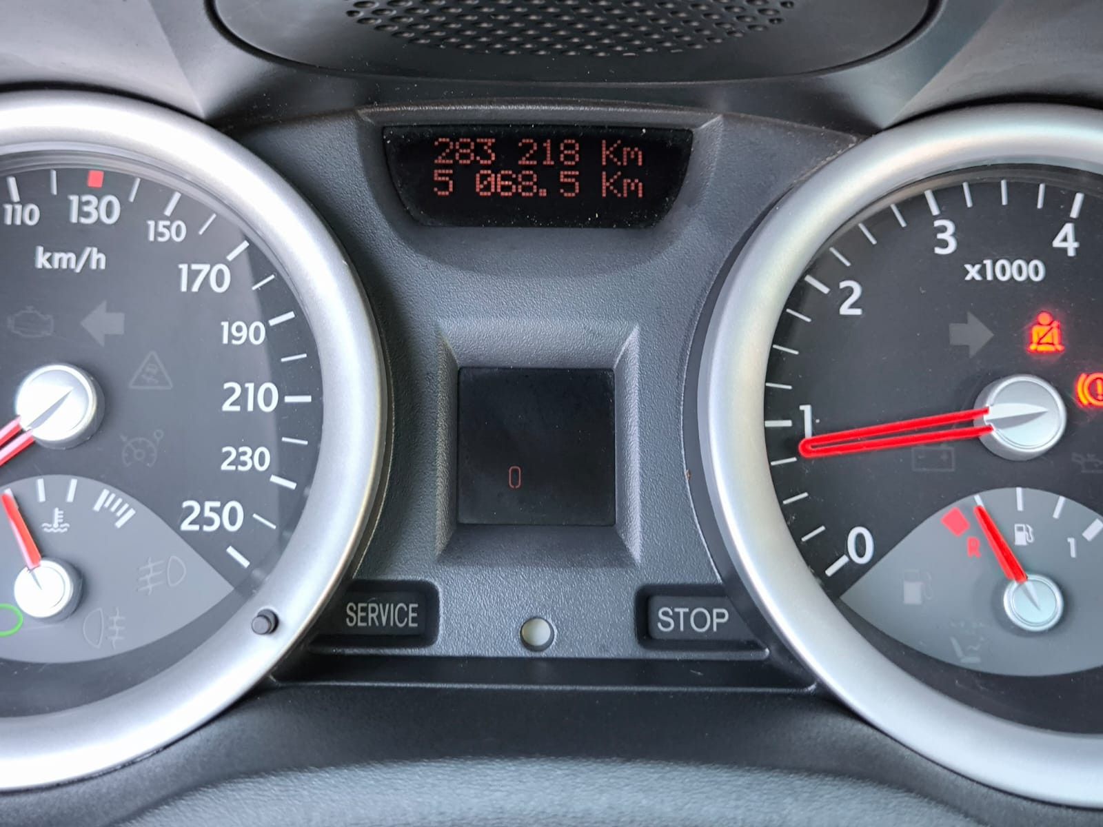 Vehicle image Renault Megane Coupe-Cabriolet Dynamique Luxe *Maintained"