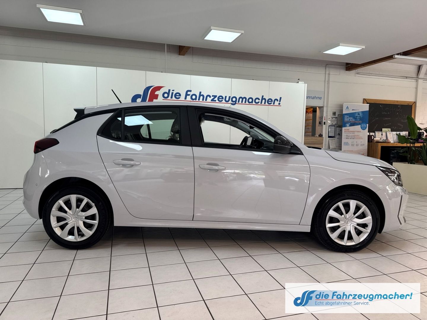 Fahrzeugabbildung Opel Corsa F SHZ Kamera LED Apple CarPlay Android Aut