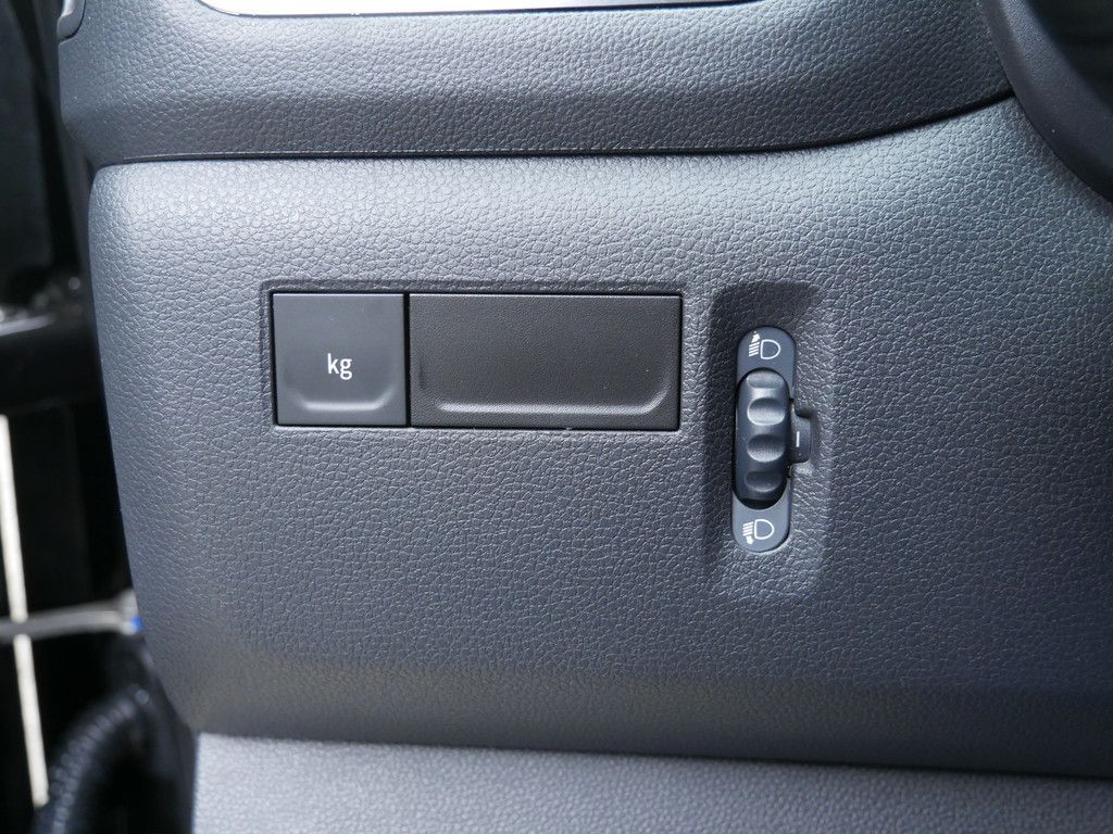 Fahrzeugabbildung Renault Master Kasten FWD Komfort L2H2 3,5t Automatik