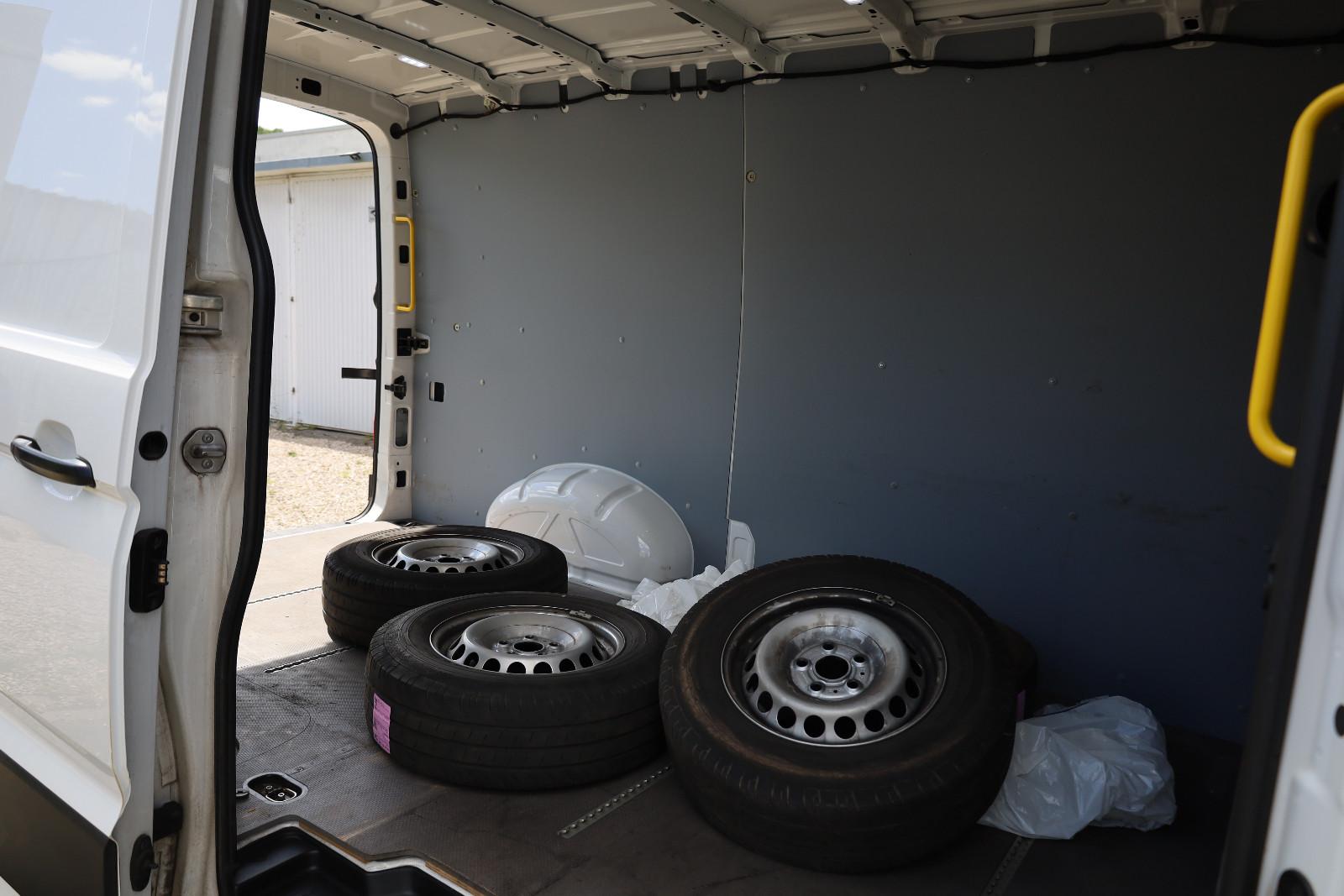 Volkswagen Crafter Kasten 35 mittellang FWD DSG KLIMA RFK, миниатюра 19