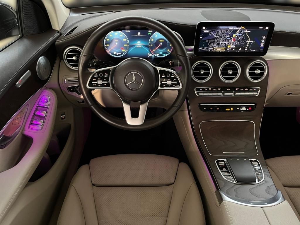 Fahrzeugabbildung Mercedes-Benz GLC 300 4M AMG Totwi. HUD LED SHZ Sport KeyLess