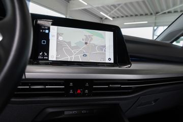 Bild 15 VW Golf VIII Life Navi Sitzheizung Lenkradheizung