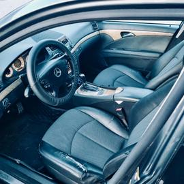 صورة 6 لـ 2008 Mercedes-BENZ E 280